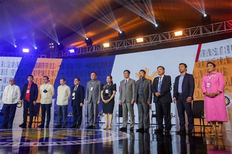 Comelec sets presidential debate on March 19 .